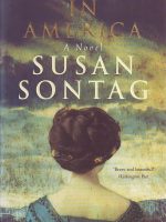 Susan Sontag - In America
